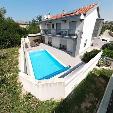 Adriatic With Pool 펜션 *