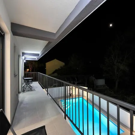 Adriatic With Pool 펜션 *