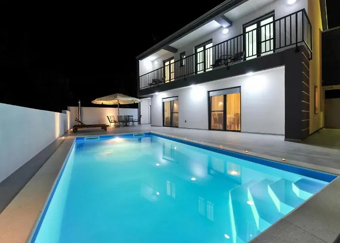 Adriatic With Pool *