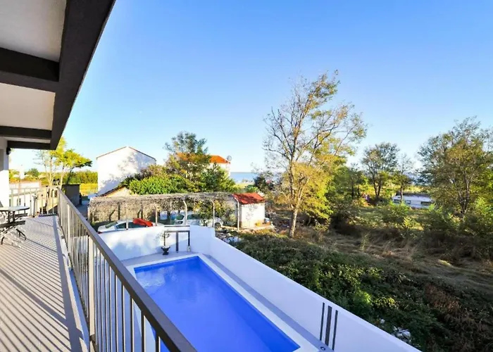 Adriatic With Pool Casa vacanze Privlaka (Zadar)