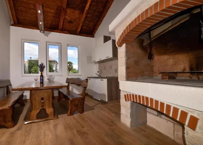 Casa vacanze Adriatic With Pool