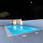 Adriatic With Pool * Privlaka (Zadar)